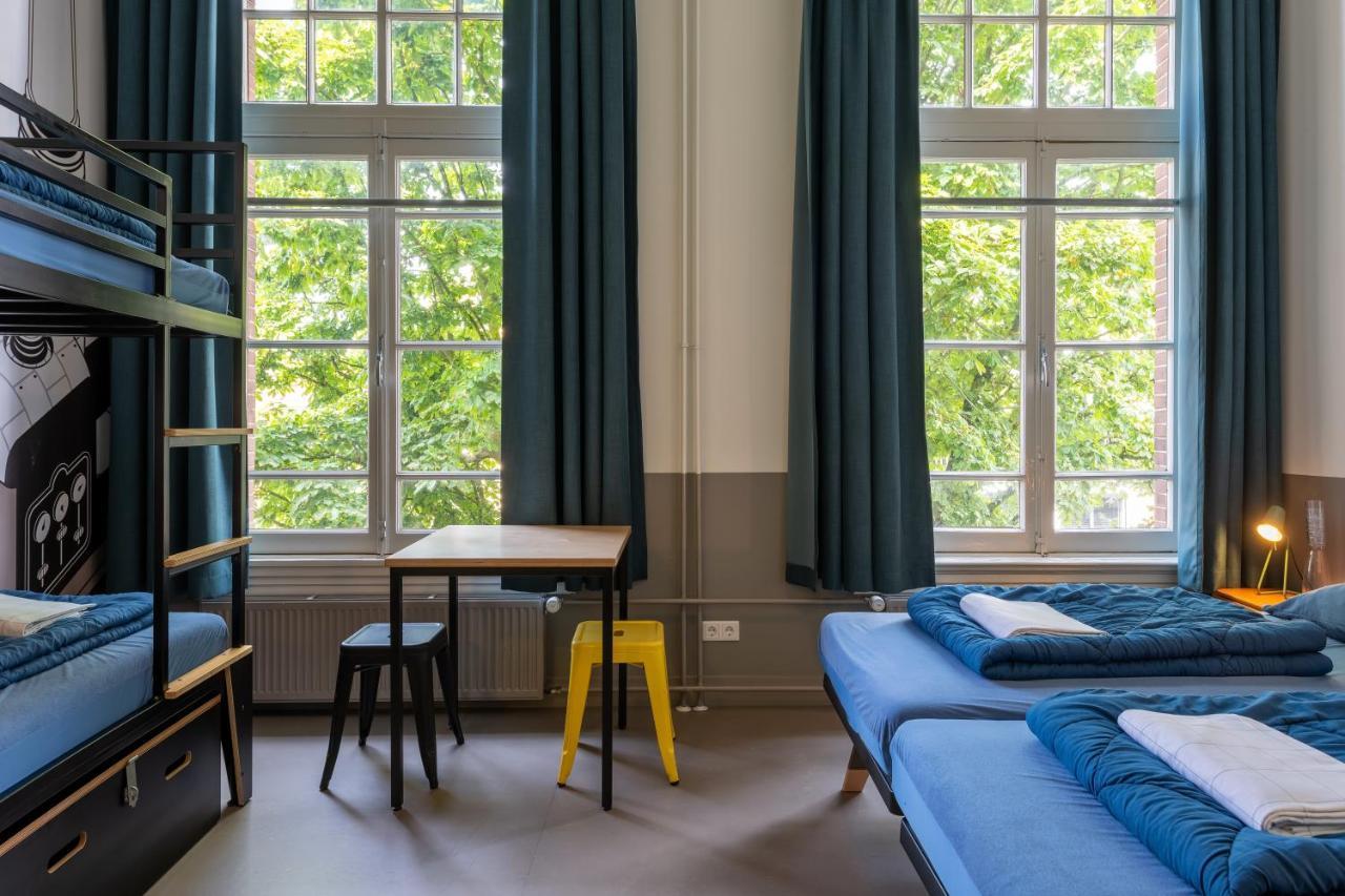 Stayokay Hostel Amsterdam Vondelpark Экстерьер фото